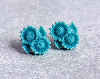 Teal Green Double Sunflower Stud Earrings - Resin Cabochon Flowers, Garden Party, Floral Lover, Bridesmaids Jewelry, Stainless Steel Posts