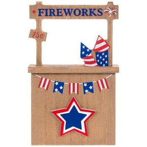Feuerwerksständer Holzdekor oder Feuerwerksstand mit Flagge der USA 4. Juli Home Office Raumdekoration Wählen Sie den Stil