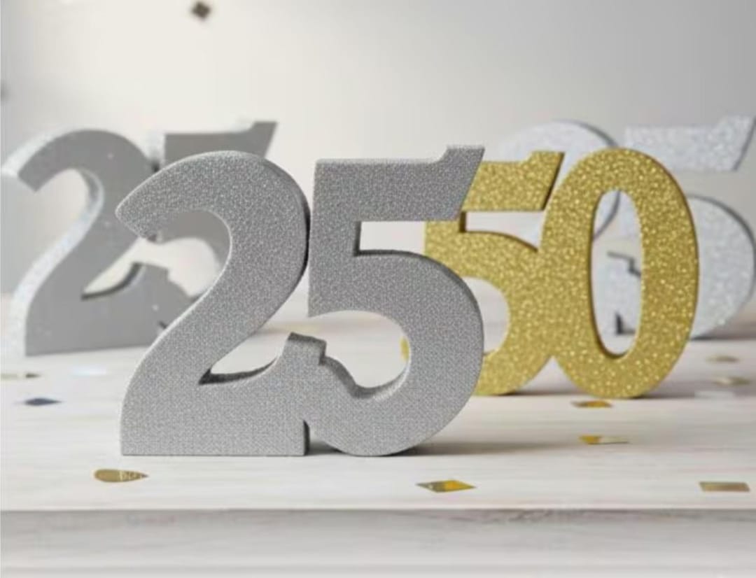 Decorazione per torta per 15° compleanno, decorazione per torta di buon compleanno, 15 e favoloso nome personalizzato qualsiasi età numero quindici 15 anni 15° anniversario regalo di compleanno per