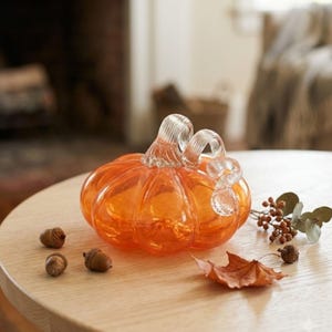 Orange Glass Pumpkin with Curling Clear Stem, Small Fall Harvest Table Decor, Autumn Thanksgiving Centerpiece, 3.25" x 5.25"