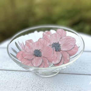 Magnolia Silver Edge Glittered 24&quot; Winter Flower For Wreaths, Centerpieces, and Christmas Tree Decoration
