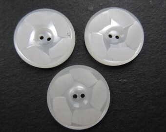 White pearlised vintage buttons with ridged motif