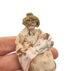 Dollhouse Miniature ~ Maureen Thomas Handmade Mother with Baby Doll