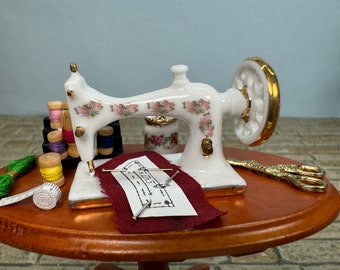 Tavolino Da Forno In Miniatura Reutter Porcelain Per Casa Delle Bambole - Scala 1:12