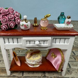 SERVICE DE TABLE complet en porcelaine EUR 350,00 - FR