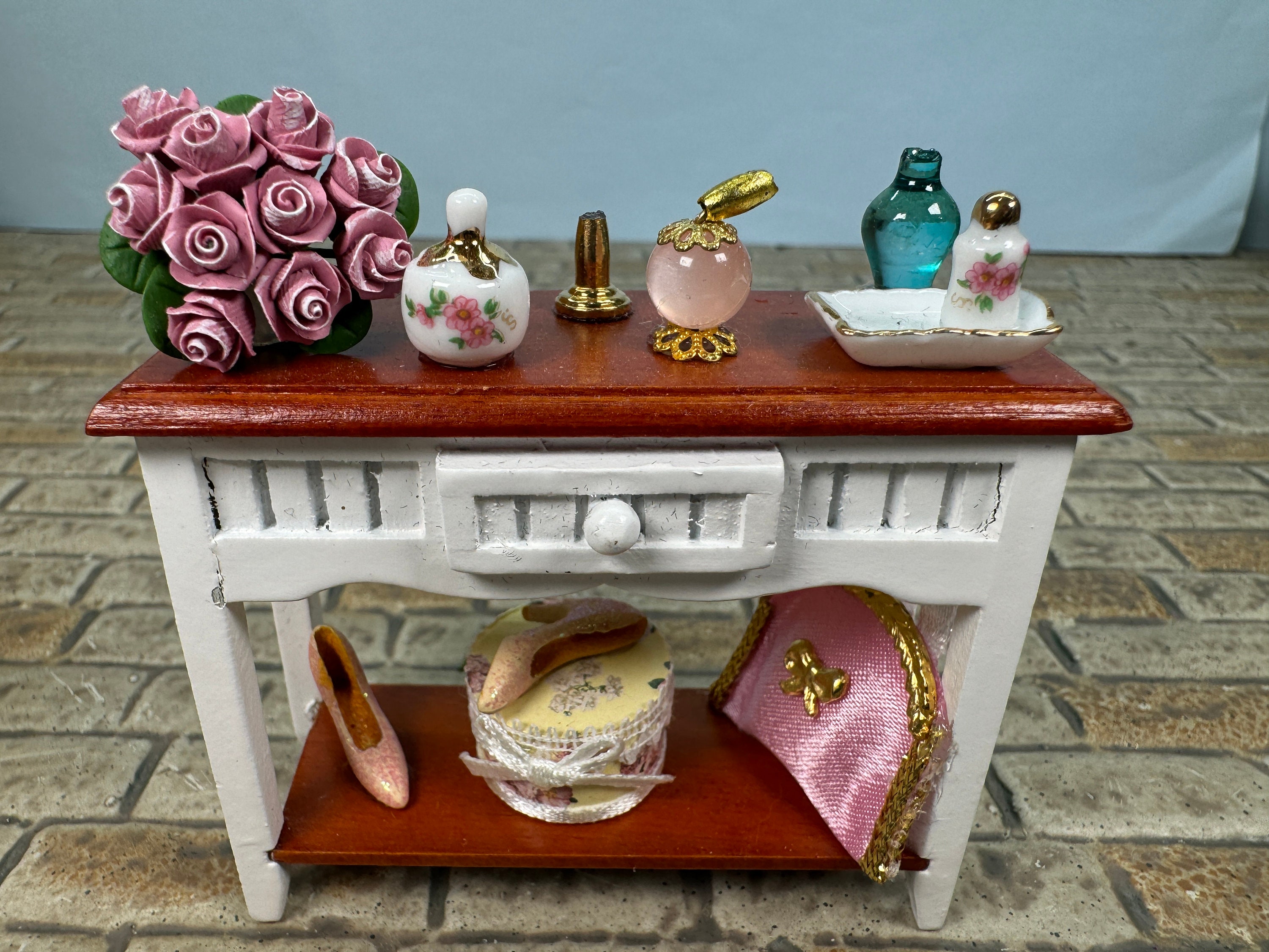 Casa delle Bambole Color Noce Cucito Tavolo e Accessori Reutter Porcellana