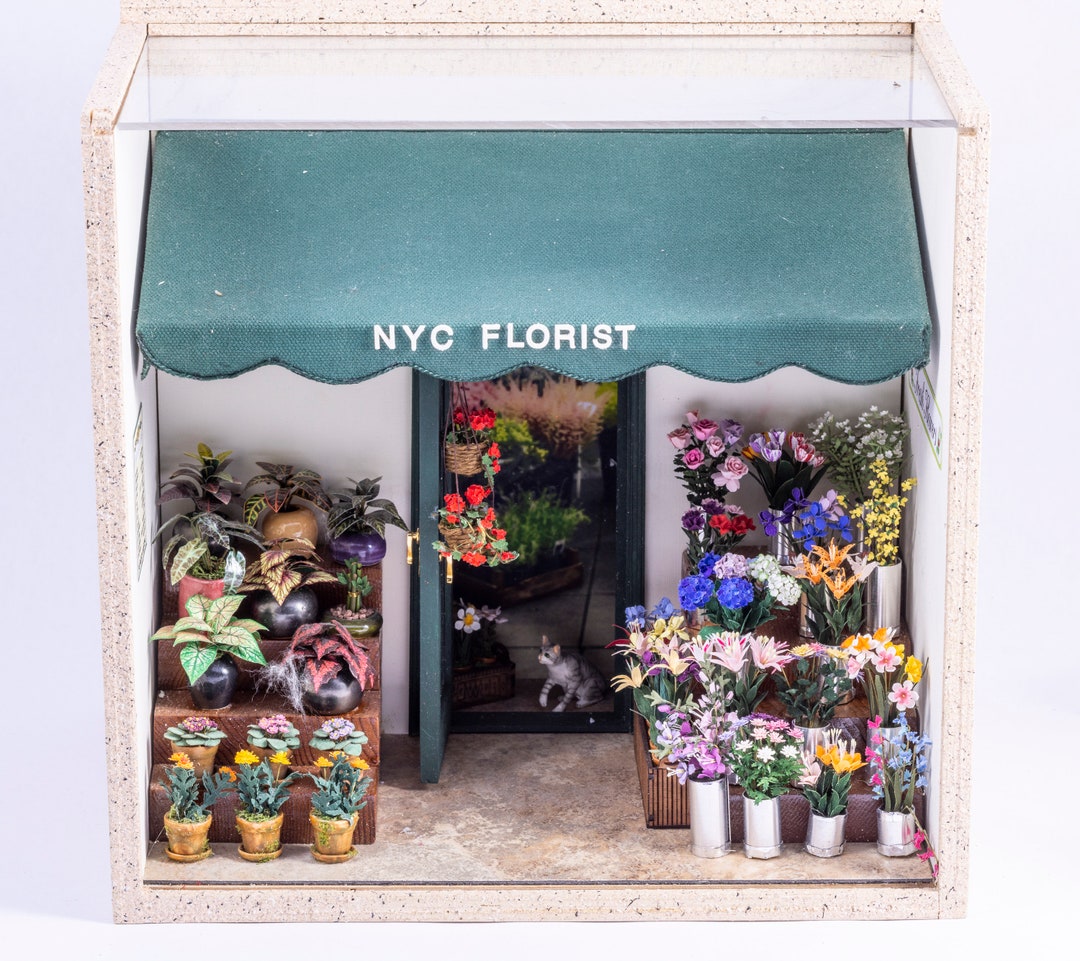 Dollhouse Miniatures Handmade NYC Florist Shop Decorated With Lots of