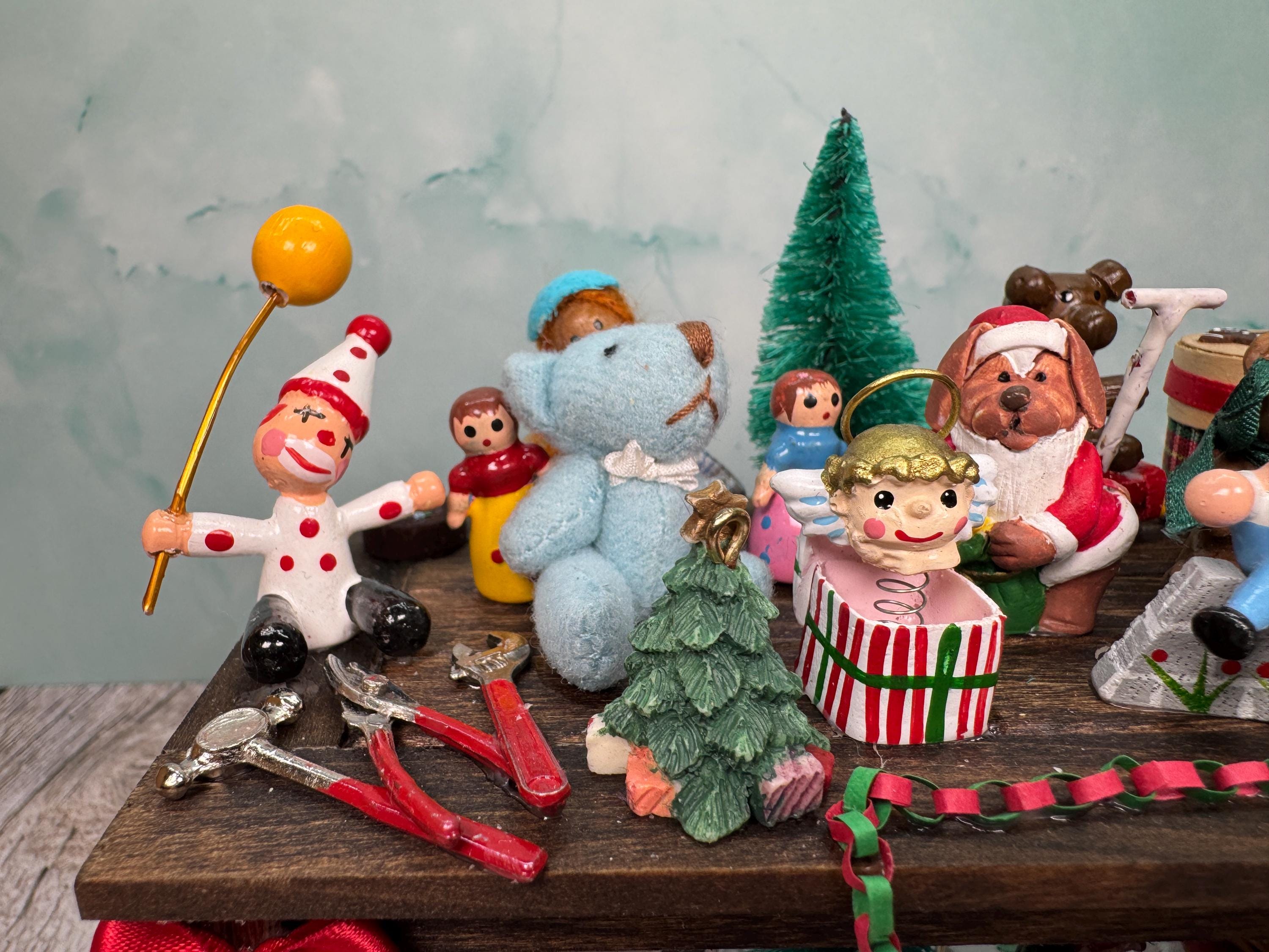 Confezione 6 Regali In Miniatura Per Casa Delle Bambole 1:12 - Piccoli Pacchetti Natalizi 2 Cm