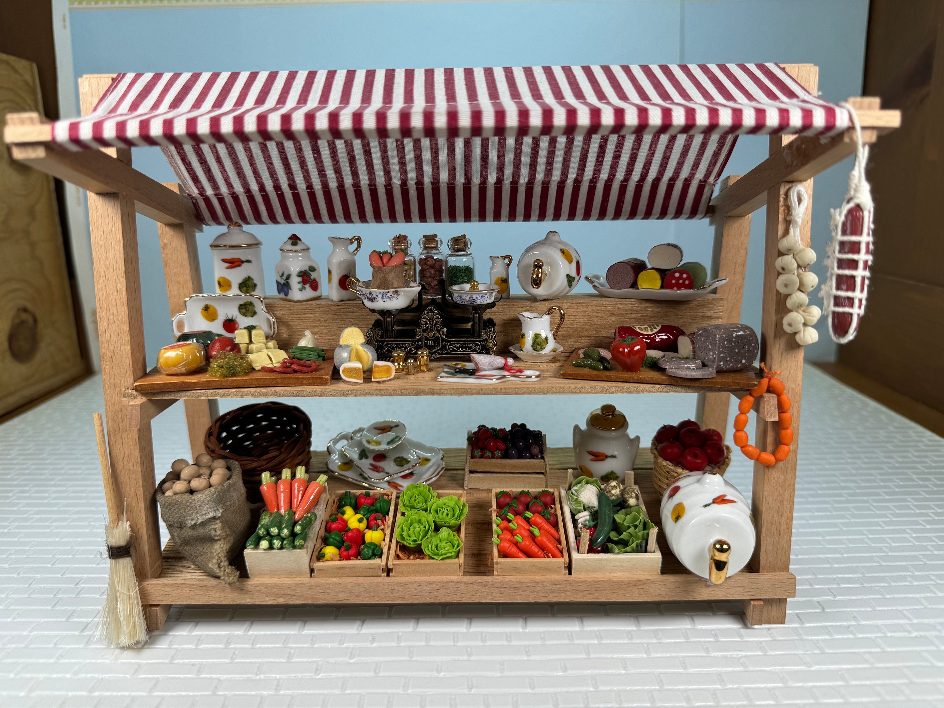 Dollhouse Miniature ~ Decorated Farmers Market Display Reutter