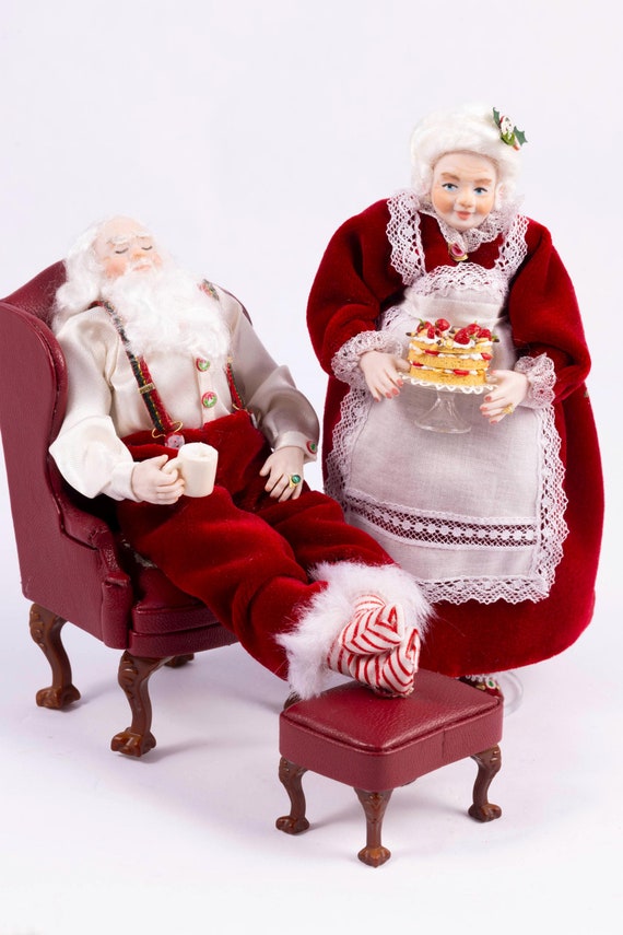 Dollhouse Miniature ~ Mr. & Mrs. Santa Claus Pair - Fern Vasi - Etsy
