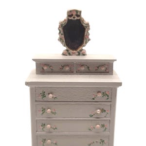Dollhouse Miniature ~ 1:24 Scale, White Ladies Dresser by Judee Williamson *Missing Knobs on Drawers*