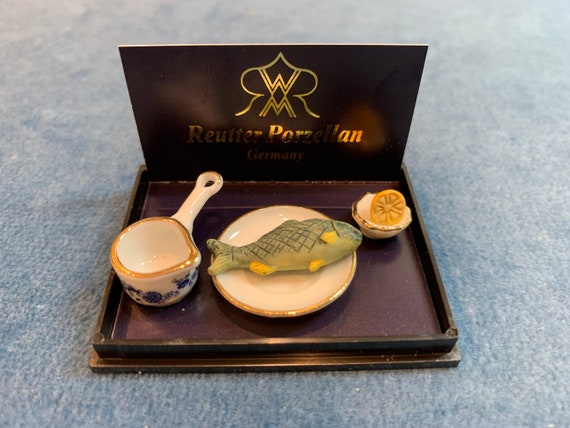 reutter dollhouse miniatures