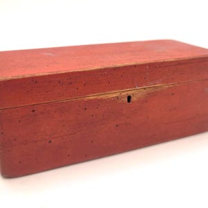 Dollhouse Miniature ~ 1:12 Scale, Wooden Red Chest - by Sir Thomas Thumb