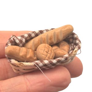 Dollhouse Miniature ~ Assorted Breads in Basket with Checkered Cloth