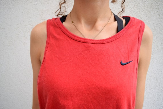 womens red nike top