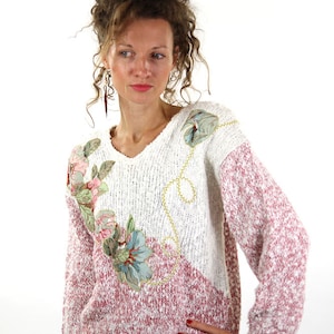 80s vintage Top, Embroidered women&#39;s top, Pink pullover, floral jumper, V neck top, gift for her, 3/4 sleeves, Size small, S, women&#39;s 36