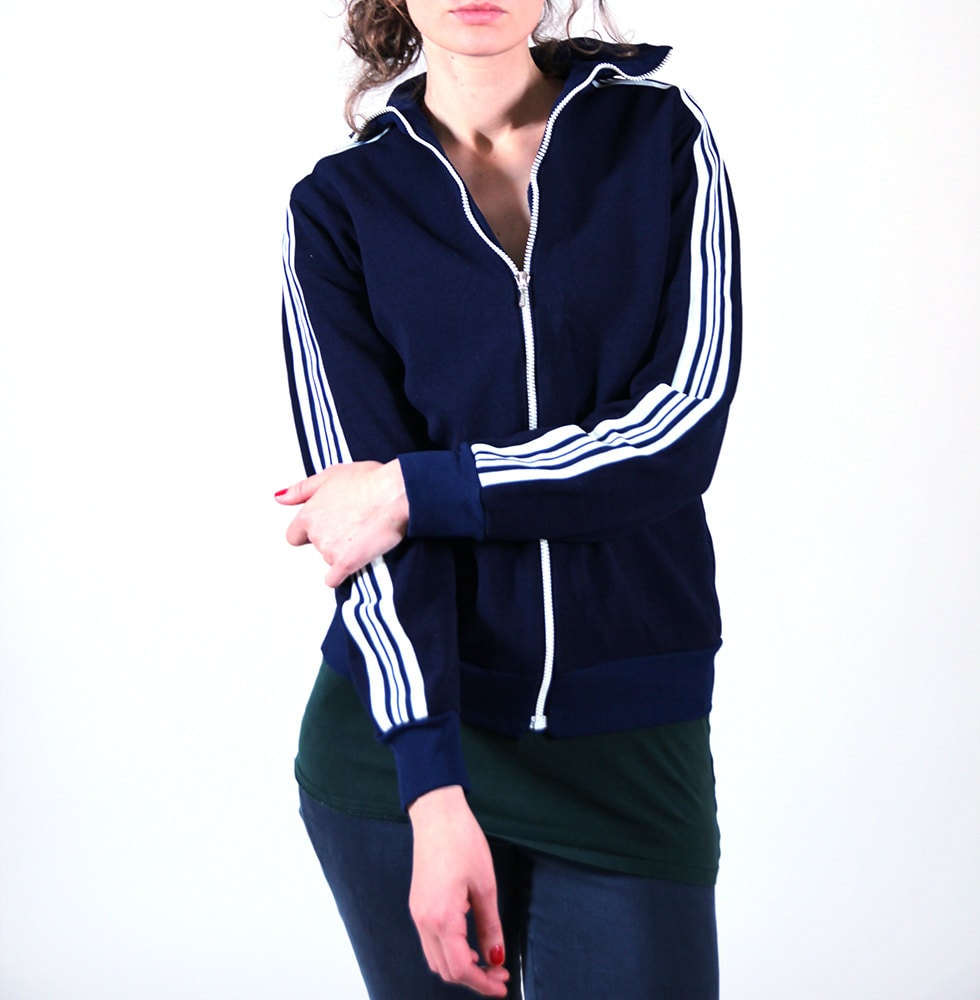 navy blue windbreaker womens