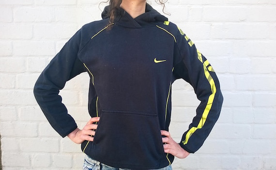 nike sweater xs