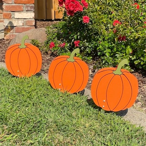 Set of Three Pumpkins Engraved Wood Pumpkin Yard Art Sign For Fall Decoration