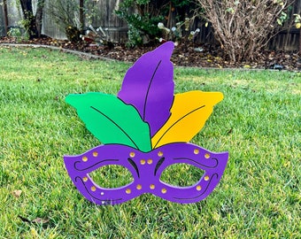 Mardi Gras Feathered Mask, Fat Tuesday Decoration, Wood Sign