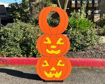 Stacked Pumpkins Photo-Op, Bean Bag Toss Wood Sign