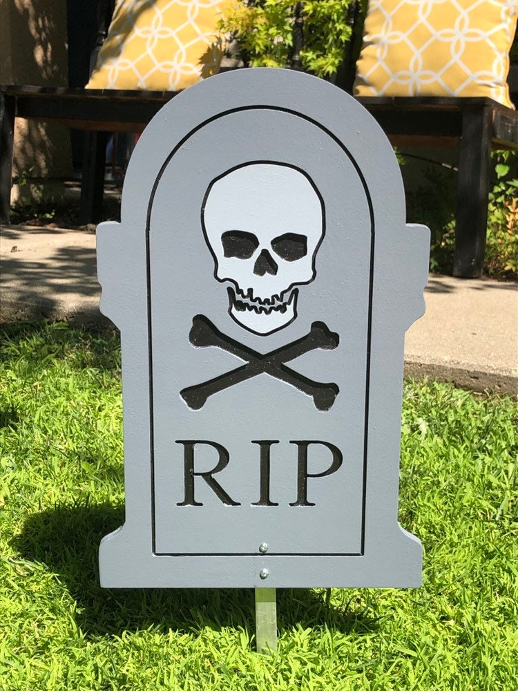 Halloween Rip Grave with skull 28153141 PNG