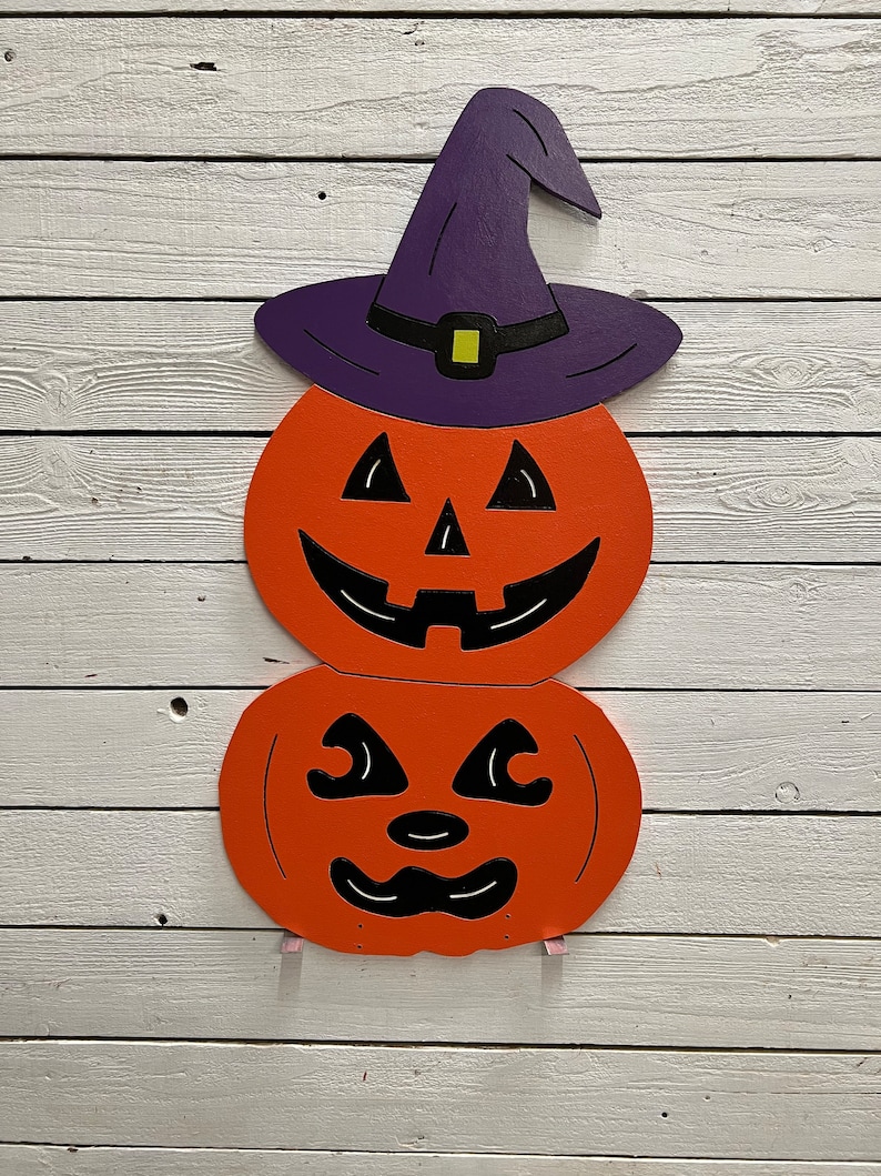 Two Pumpkins Stacked With a Witch’s Hat | Halloween Wood Decor | Spooky ...