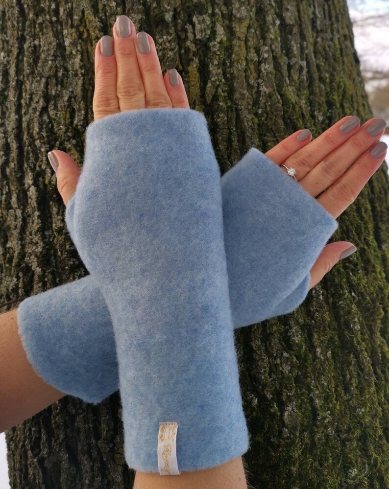 Super soft women's cuffs, arm warmers, gloves, wrist warmers made of wool walk wool: Merinoart color light blue bestseller image 3
