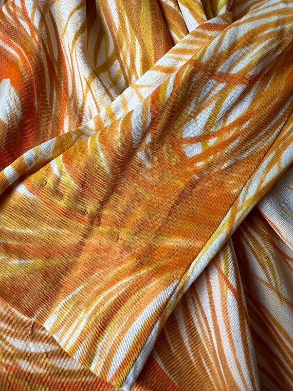 Gorgeous Golden Yellow Orange Feather Queen Casua… - image 7