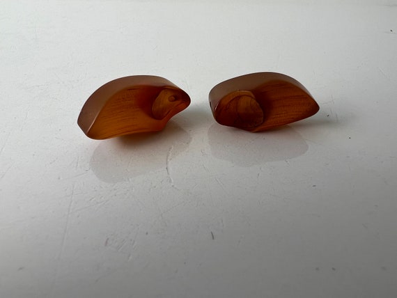 Lovely Old Carved Bakelite Button or Bead Pair if… - image 6