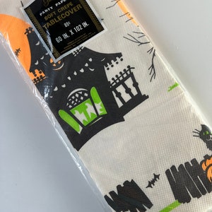 Vintage Unopened Gibson Halloween Spooky House Cat Soft Crepe Paper Tablecover 60x102 - L