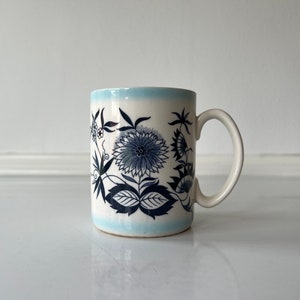 Lovely Cream And Blue Tone Mug/Old Vintage Mug