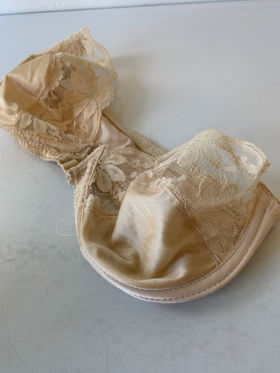 Kayser 36C lightweight strapless bra/nude straples