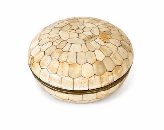 Vintage Mosaic Bone Inlay Trinket Box Round Lidded Keepsake Box 6” Boho Hollywood Regency Decor Ivory Tessellated Style