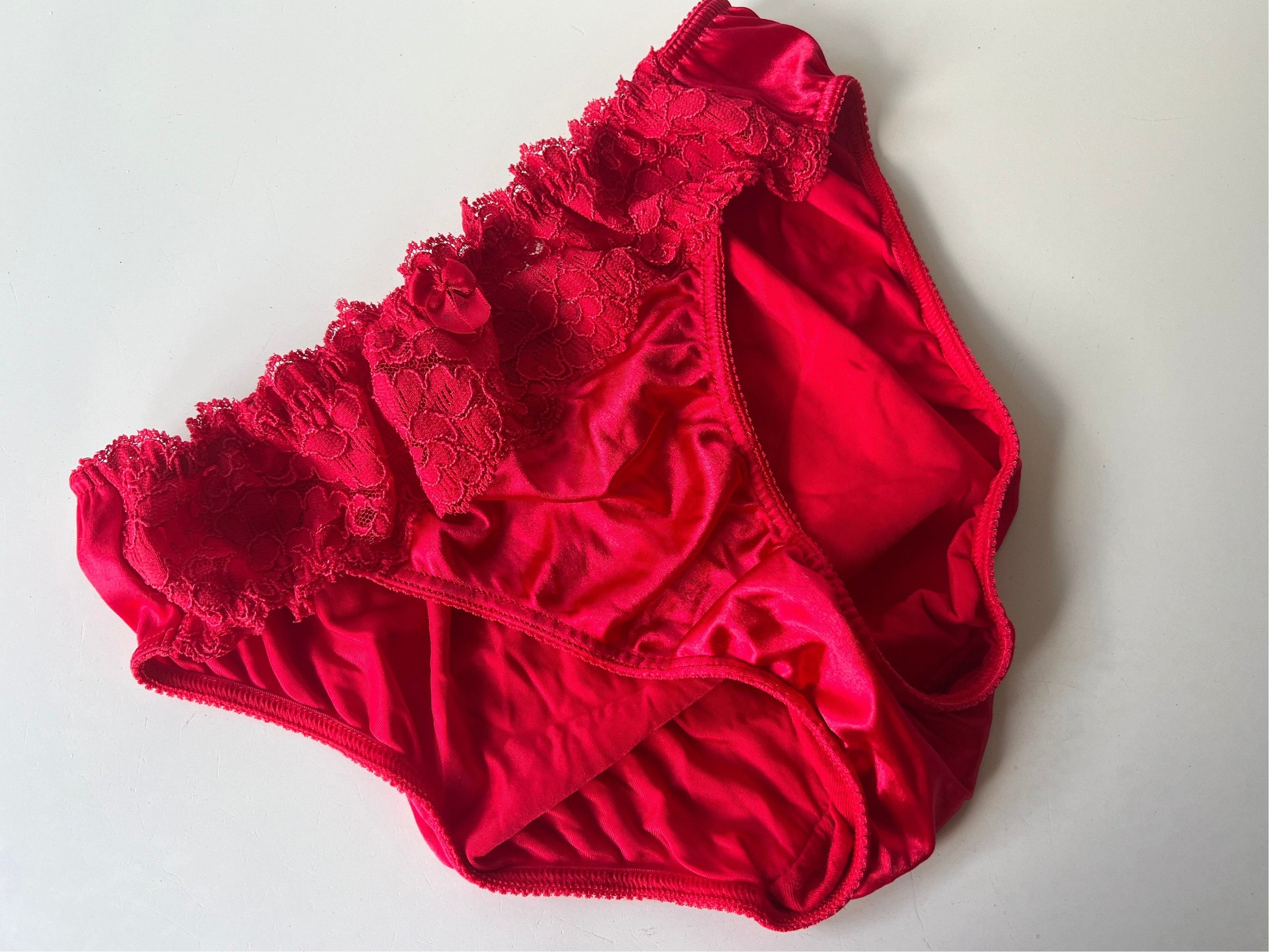 PINK Victoria's Secret, Intimates & Sleepwear, Vs Pink Lace Mini Cheekster  Thong Medium