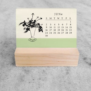 Houseplants 2024 Mini Desk Calendar Small Desk Calendar 2024 Monthly Calendar easel desk calendar, stocking stuffer image 8