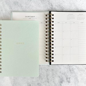 2025-2026 planner | hard cover planner 2025-2026 | weekly planner | wire bound student planner | daily planner | hardcover, Mint