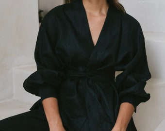Lara Scollop Kimono