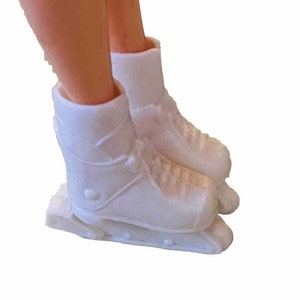 Vintage Puppe Rollerblades Skates Weiß Passend für Barbie & Ähnliche Puppen aus Kunststoff