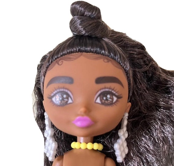 Barbie Extra Minis, Doll Necklace, Bracelet, Plastic, Yellow Beads, 2021,  Jewelry 