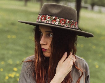 Diadema para sombrero con inserciones de cuero estilo boho, accesorios country, accesorios para sombrero, estilo boho, estilo country