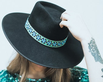 Diadema de sombrero con inserciones de cuero estilo boho, accesorios de campo, accesorios de sombrero, estilo boho, estilo campestre