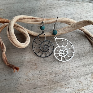 Nautilus earrings,Ammonite earrings,Spiral shell earrings,Under the sea earrings,Nautical jewellery,Beach accessiories,Marine Fashion gift.