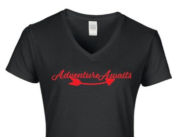 Digitale SVG PNG File Adventure wacht op cut file voor Cricut silhouet cameo glowforge lasersnijder snijmachine shirt sticker muur opknoping