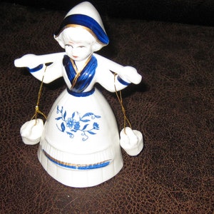 CERAMIC DUTCH GIRL With Water Buckets Blue And White Dress And Hat Buckets Make The Sound Of A Bell 5&quot; High Made In Taiwan