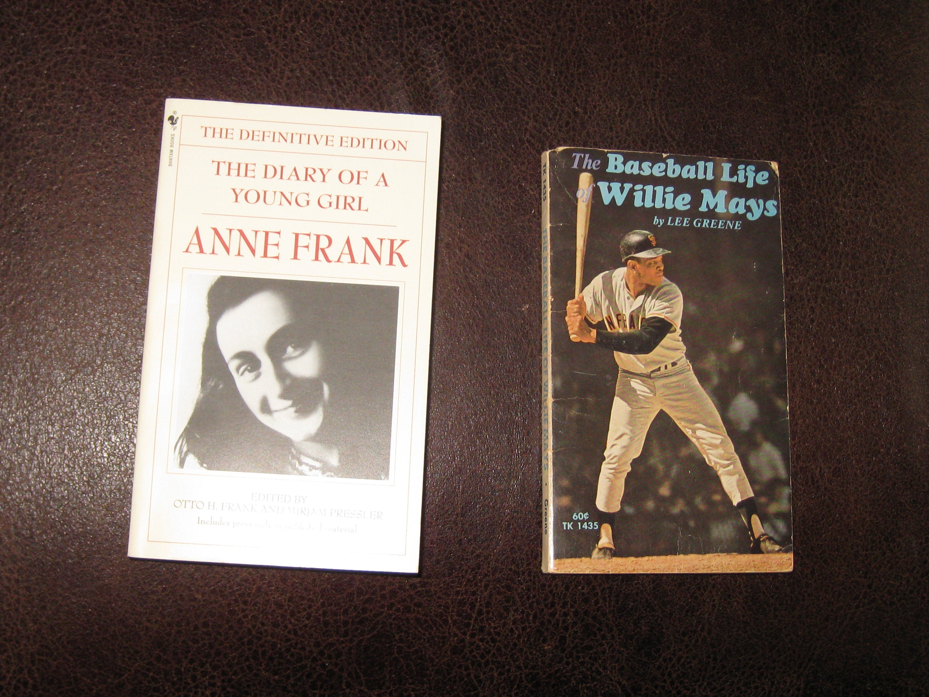 VINTAGE PAPERBACKS 1972 the Baseball Life Willie Mays Scholastic Book  Services 160 Pages & 1995 Diary of A Young Girl Anne Frank 335 Pages - Etsy