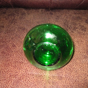 SMALL ART DECO Vase Emerald Green Bud Vase Fluted Top Edge 3 1/2 High 2 1/2 Across Top 1 Opening image 4