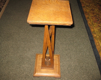 MISSION OAK STAND Turned Wood Pedestal In Middle 24&quot; High Top 9&quot; x 9&quot; Base 9 1/2&quot; x 9 1/2&quot; With Little Block Feet Small Side Table Stand