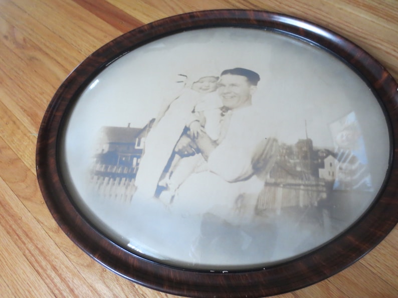 ANTIQUE OVAL FRAME Convex Glass Father And Baby Antique Photograph Houses In Background 18 x 15