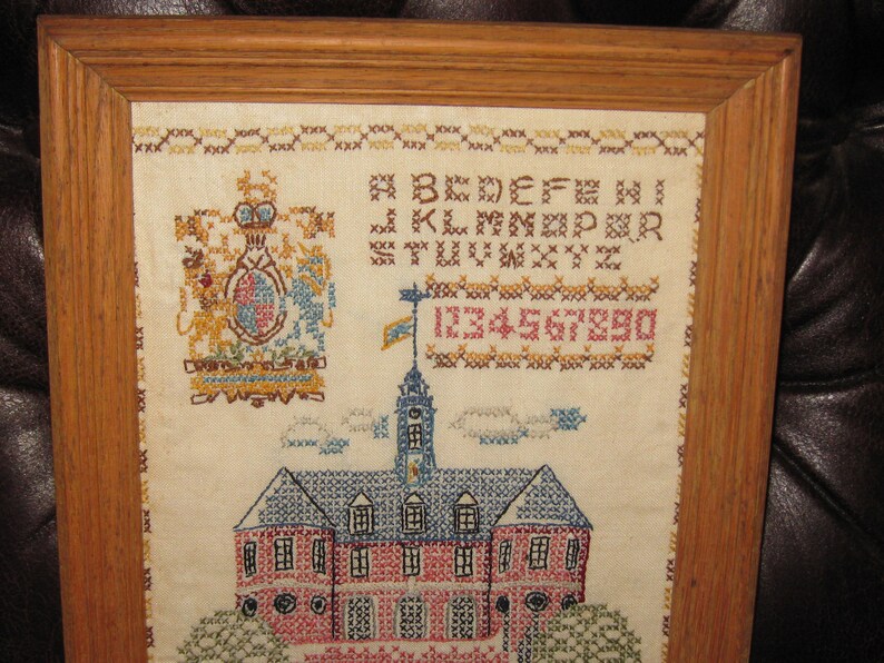 THE CAPITOL WILLIAMSBURG Va Vintage Sampler Cross Stitch Etsy